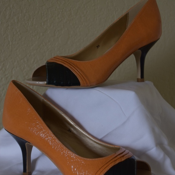Shoes - NEW Chinese Laundry peep toe heels